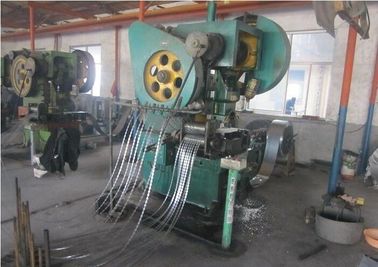 Κίνα Βαρέων καθηκόντων μηχανή πλέγματος καλωδίων ξυραφιών τύπων υλικό πάχος 0,3 - 0.5mm προμηθευτής